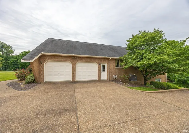 44th image of 1029 University Drs, Jasper, IN 47546 | MLS# 202621091