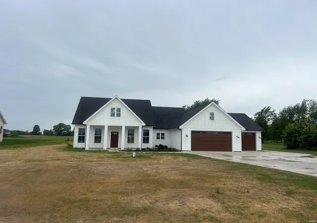 1st image of 13134 Branstrator Rd, Yoder, IN 46798 | MLS# 202621102
