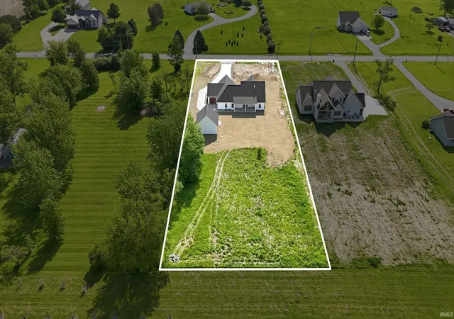 39th image of 13134 Branstrator Rd, Yoder, IN 46798 | MLS# 202621102