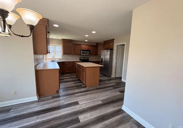 4th image of 3000 Waterford Ln, Muncie, IN 47304 | MLS# 202621109