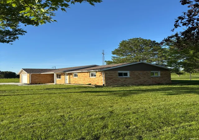 Homes for sale in Albany, IN | 10480 N Cr 700 E, Albany, IN 47320 | MLS# 202621124