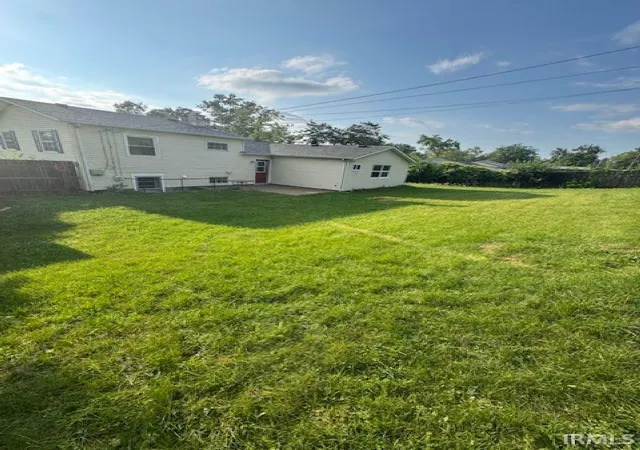 Photo 3 of Manufactured home for sale at 1809 Edenton Dr, Fort Wayne, IN 46804 | MLS# 202621130 | Listing updated on 2026-09-14