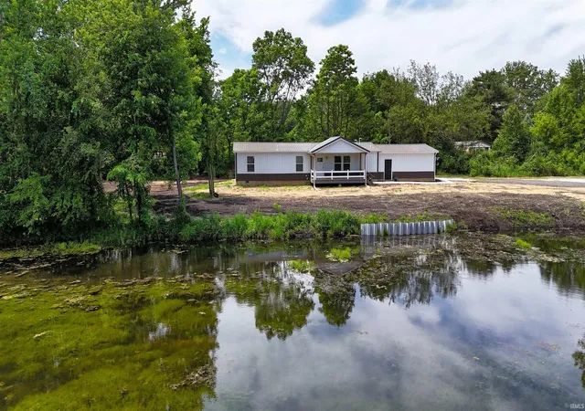 2nd image of 3973 N State Road 13, Leesburg, IN 46538 | MLS# 202621151