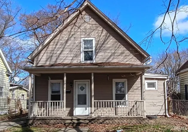 Homes for sale in South Bend, IN | 1926 Leer St, South Bend, IN 46613 | MLS# 202621167