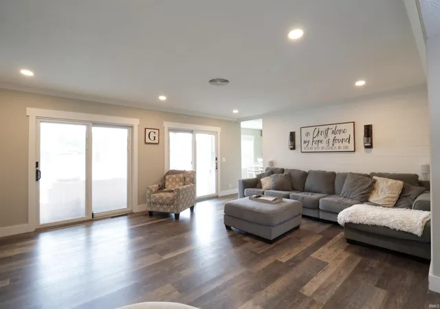 5th image of 30642 N Shore Dr, Elkhart, IN 46514 | MLS# 202621217
