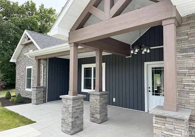 Photo 4 of Manufactured home for sale at 13120 Bear Crk Ct, Middlebury, IN 46540 | MLS# 202621264 | Listing updated on 2026-09-14