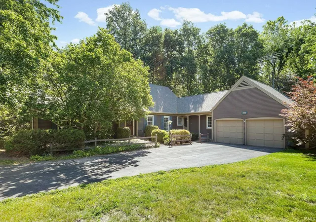 Homes for sale in Battle Ground, IN | 5131 Centerview Dr, Battle Ground, IN 47920 | MLS# 202621297