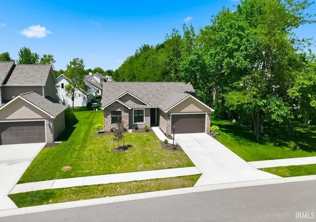 3rd image of 15585 Brimwillow Run, Huntertown, IN 46748 | MLS# 202621301
