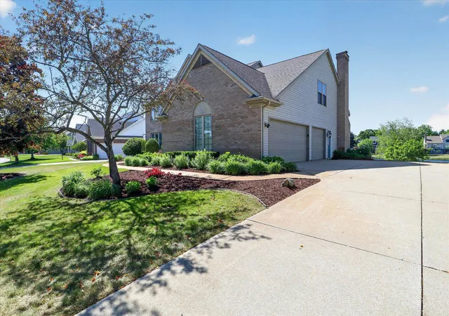 5th image of 15161 Clifden Dr, Granger, IN 46530 | MLS# 202621327