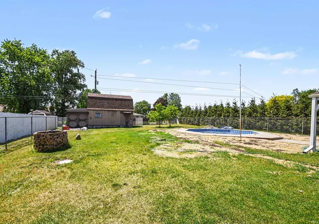 4th image of 58125 Beech Rd, Osceola, IN 46561 | MLS# 202621352