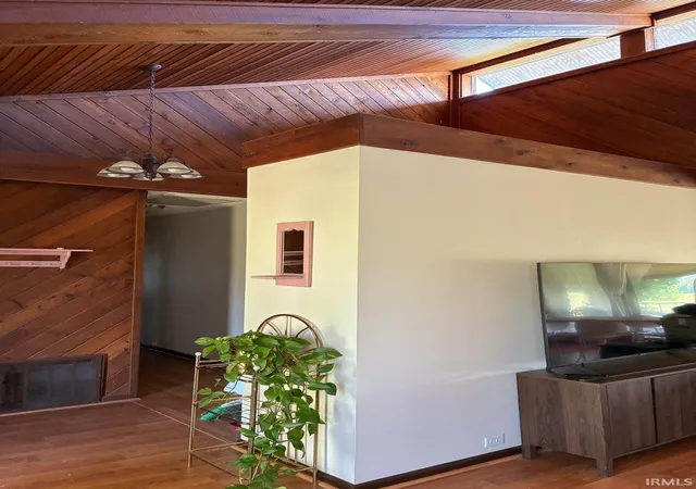 5th image of 13043 W 450 N Rd, Linton, IN 47441 | MLS# 202621354
