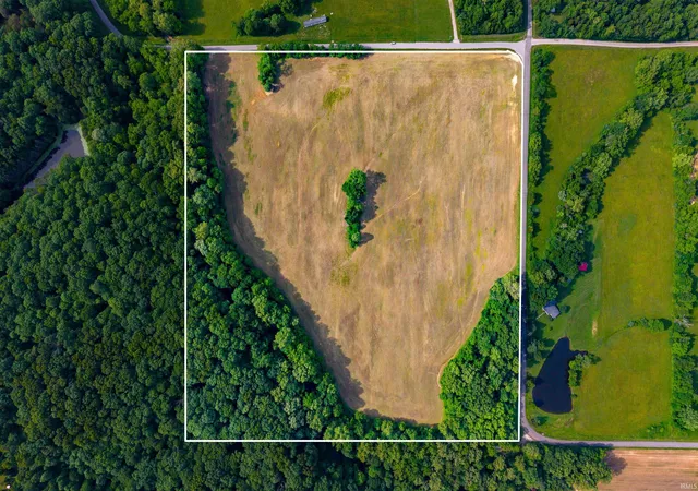 Homes for sale in Freetown, IN | 3000 W Block County Rd 900, Freetown, IN 47235 | MLS# 202621372
