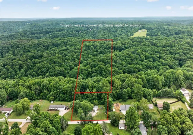 Photo 2 of Manufactured home for sale at 4013 E Boltinghouse Rd, Bloomington, IN 47408 | MLS# 202621404 | Listing updated on 2026-09-15