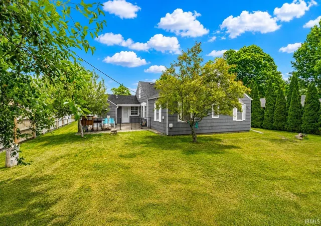 Homes for sale in Goshen, IN | 1507 Westmoor Pkwy, Goshen, IN 46526 | MLS# 202621409