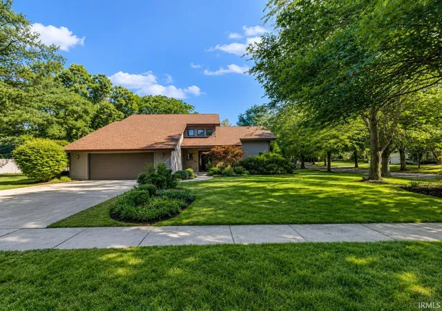 Homes for sale in Bloomington, IN | 3603 E Winston St, Bloomington, IN 47401 | MLS# 202621434