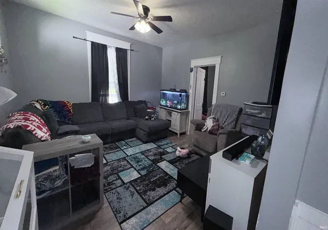 Photo 3 of Manufactured home for sale at 807 S Armstrong St, Kokomo, IN 46901 | MLS# 202621461 | Listing updated on 2026-07-06