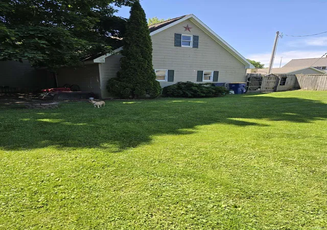 Photo 14 of Sale Pending at 207 E Marion St, Converse, IN 46919 | MLS# 202621493 | Listing updated on 2026-09-04