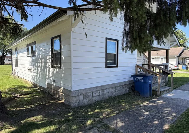 Photo 3 of Manufactured home for sale at 1210 4th Street, Bedford, IN 47421 | MLS# 202621577 | Listing updated on 2026-08-18