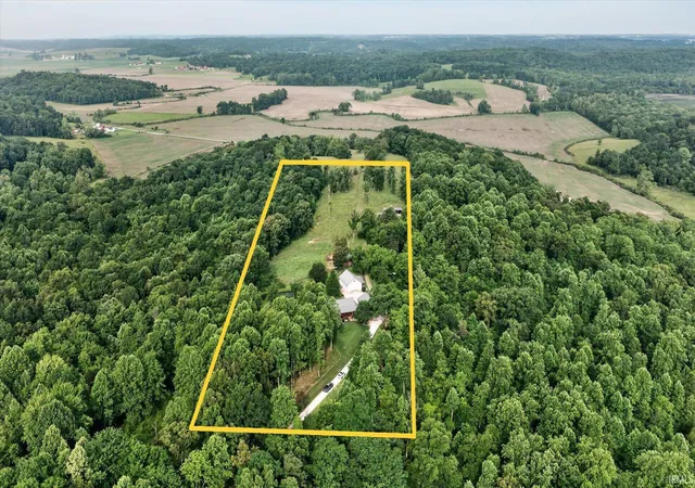 Photo 4 of Manufactured home for sale at 15597 Buck Knob Ln, Loogootee, IN 47553 | MLS# 202621584 | Listing updated on 2026-09-17