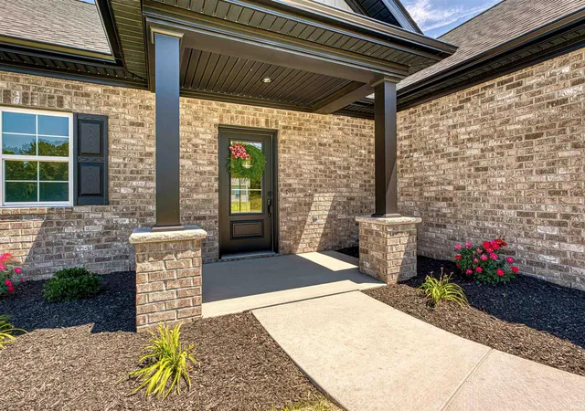 Photo 2 of Manufactured home for sale at 1546 Eli Dr, Evansville, IN 47711 | MLS# 202621587 | Listing updated on 2026-09-04