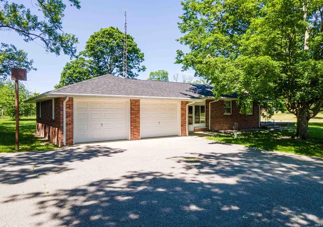 3rd image of 1270 S 600 East Rd, Marion, IN 46953 | MLS# 202621599