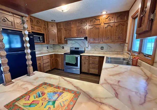 4th image of 204 S 21St St, Vincennes, IN 47591 | MLS# 202621619