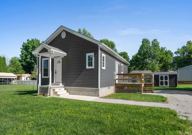 Homes for sale in Paoli, IN | 462 W Wilson St, Paoli, IN 47454 | MLS# 202621650