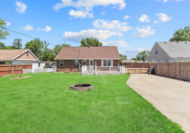 30th image of 318 W Jefferson Ave, Chandler, IN 47610 | MLS# 202621659