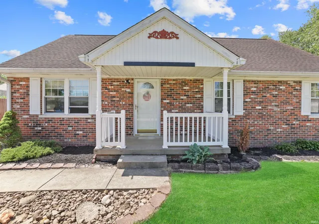 4th image of 318 W Jefferson Ave, Chandler, IN 47610 | MLS# 202621659