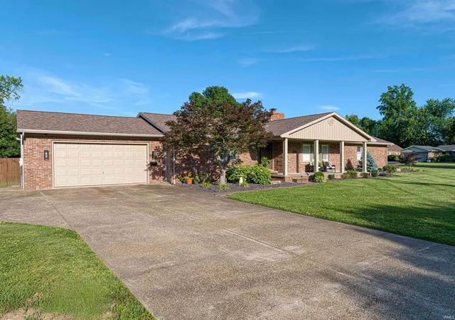 Photo 1 of Manufactured home for sale at 1220 S Royal Ave, Evansville, IN 47715 | MLS# 202621668 | Listing updated on 2026-08-31