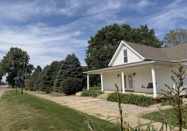 Homes for sale in New Richmond, IN | 509 S Wabash St, New Richmond, IN 47967 | MLS# 202621690