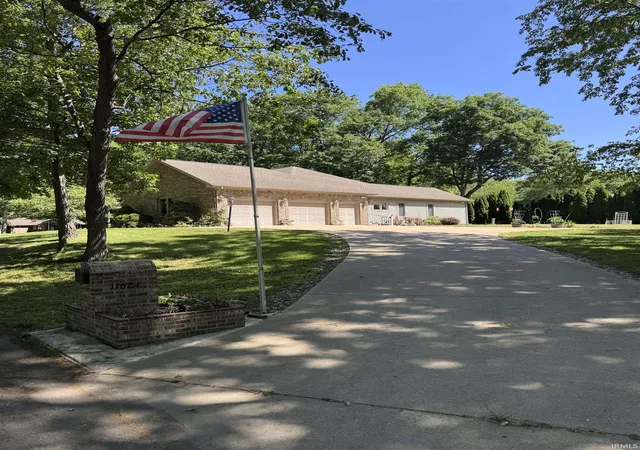 3rd image of 11624 W Briarwood Dr, Monticello, IN 47960 | MLS# 202621723