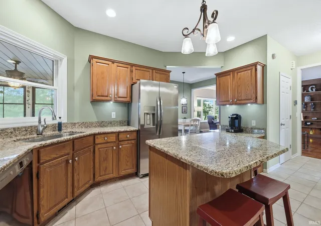 Homes for sale in Fort Wayne, IN | 6516 Shoreside Dr, Fort Wayne, IN 46845 | MLS# 202621724