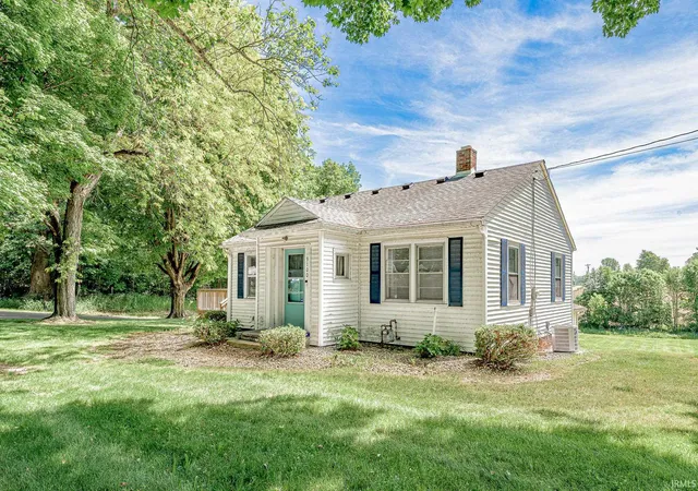 4th image of 9100 E 500 S, Wolcottville, IN 46795 | MLS# 202621735