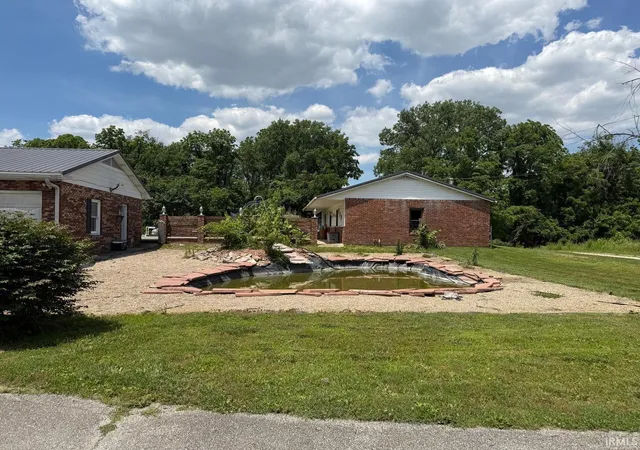 Photo 3 of Manufactured home for sale at 2099 W 50 South Rd, Princeton, IN 47670 | MLS# 202621753 | Listing updated on 2026-08-31