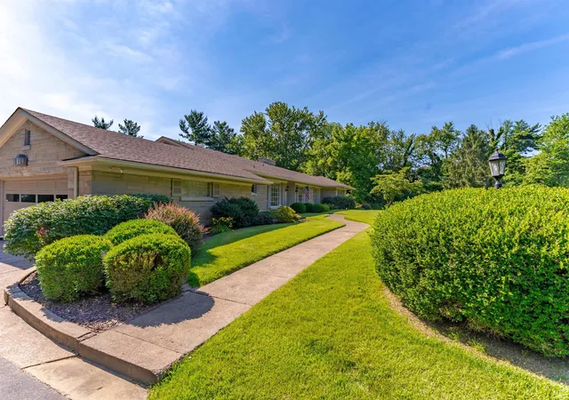 3rd image of 520 Scenic Dr, Evansville, IN 47715 | MLS# 202621763