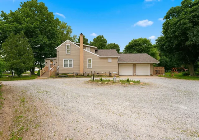 4th image of 6050 State Road 1 Road, Saint Joe, IN 46785 | MLS# 202621792