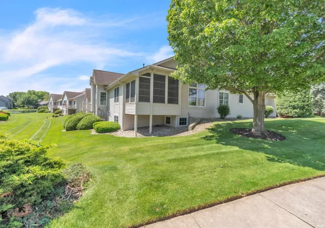 Photo 3 of Sale Pending at 1311 Somerset Ct, Goshen, IN 46528 | MLS# 202621794 | Listing updated on 2026-09-14