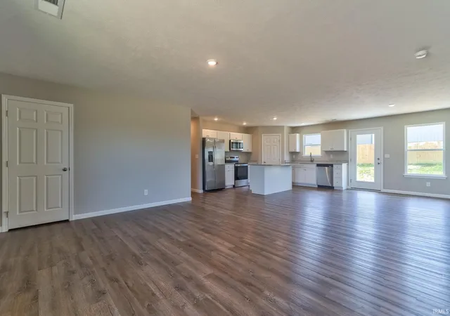 Photo 3 of Sale Pending at 13934 Persimmon Ln, Evansville, IN 47725 | MLS# 202621810 | Listing updated on 2026-07-20