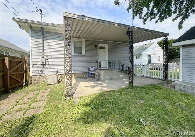 Homes for sale in Kokomo, IN | 1214 S Delphos St, Kokomo, IN 46902 | MLS# 202621812