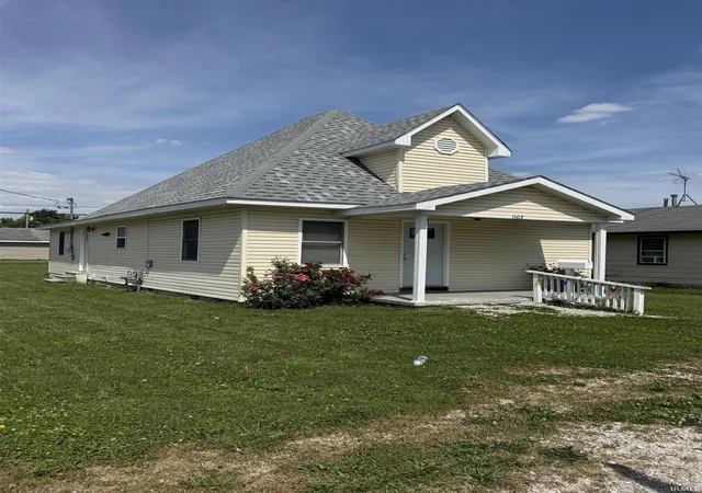 Homes for sale in Frankfort, IN | 1102 Myrtle Sts, Frankfort, IN 46041 | MLS# 202621857