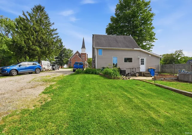 Homes for sale in Frankfort, IN | 2058 E State Road 26 Road, Frankfort, IN 46041 | MLS# 202621872