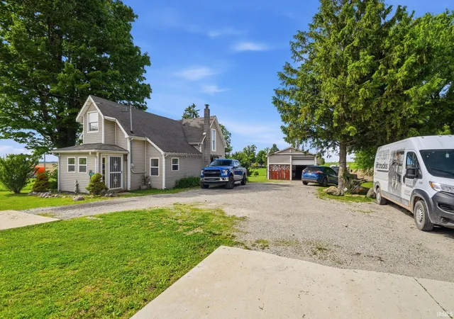 Homes for sale in Frankfort, IN | 2058 E State Road 26 Road, Frankfort, IN 46041 | MLS# 202621872