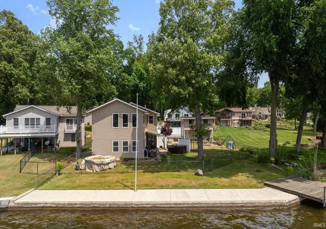 1st image of 10478 Jefferson Rd, Osceola, IN 46561 | MLS# 202621890