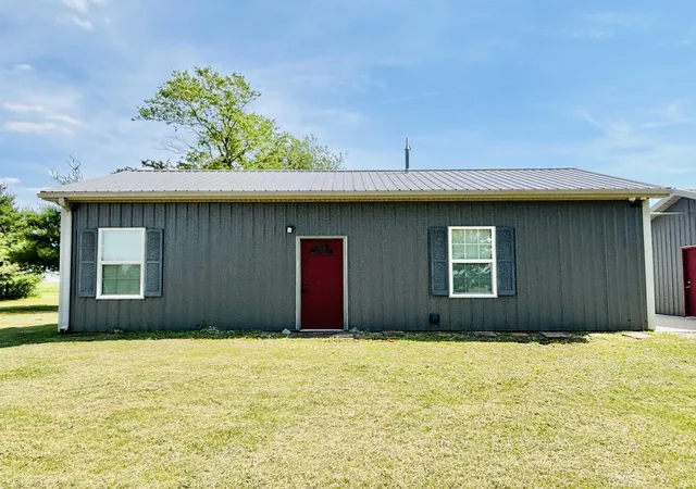 Homes for sale in Frankfort, IN | 10437 E Cr 250 N, Frankfort, IN 46041 | MLS# 202621903