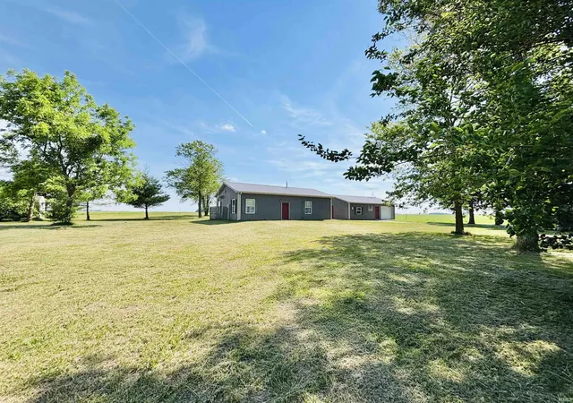 Homes for sale in Frankfort, IN | 10437 E Cr 250 N, Frankfort, IN 46041 | MLS# 202621903