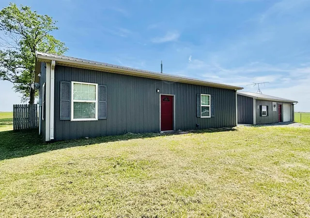 Homes for sale in Frankfort, IN | 10437 E Cr 250 N, Frankfort, IN 46041 | MLS# 202621903