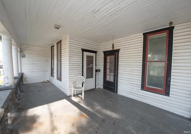 Homes for sale in Frankfort, IN | 358 S Columbia St, Frankfort, IN 46041 | MLS# 202621919