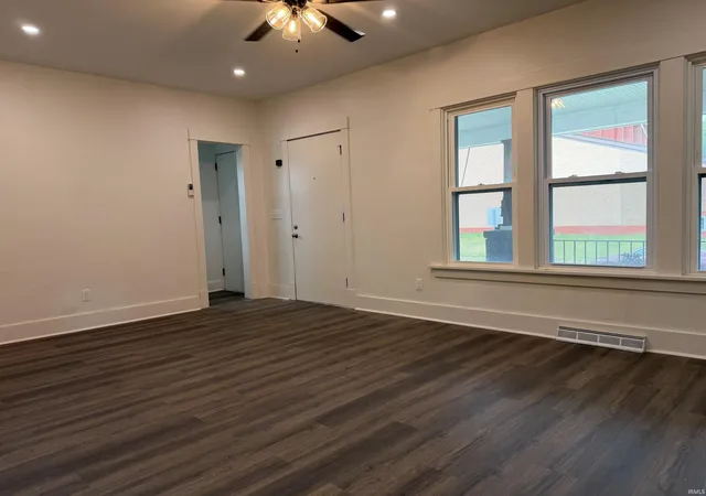 Photo 4 of Manufactured home for sale at 1123 Miner St, South Bend, IN 46617 | MLS# 202621927 | Listing updated on 2026-08-26