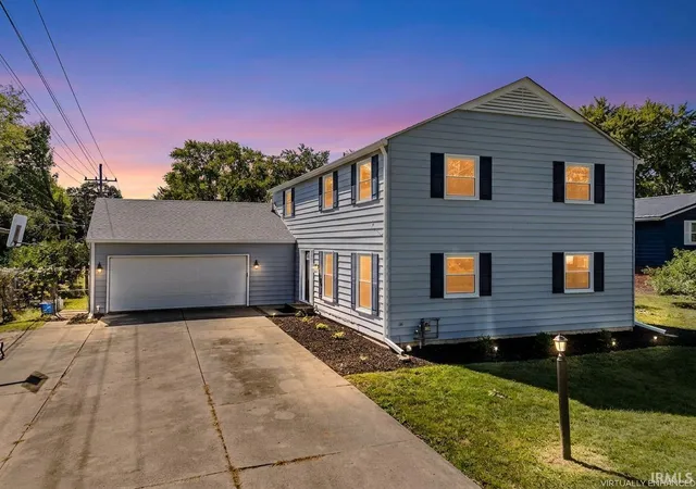 Homes for sale in Muncie, IN | 2905 W Woodbridge Dr, Muncie, IN 47304 | MLS# 202621928